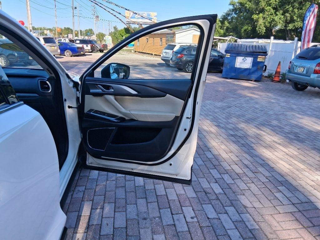 Mazda CX-9 FWD 4dr Touring 2016