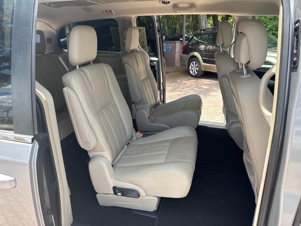 Chrysler Town & Country 4dr Wgn Touring 2016