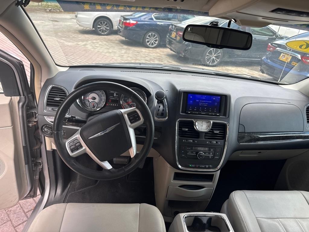 Chrysler Town & Country 4dr Wgn Touring 2016