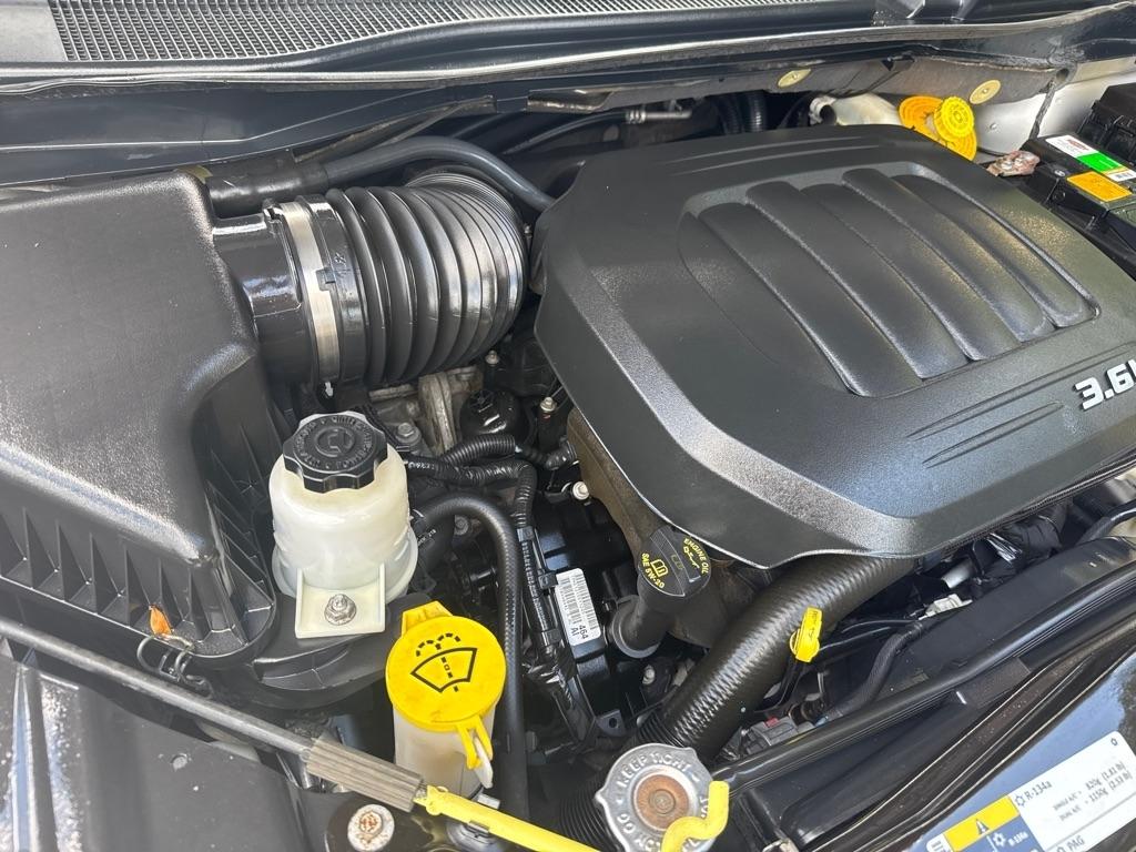 Chrysler Town & Country 4dr Wgn Touring 2016