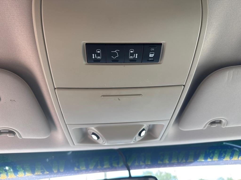 Chrysler Town & Country 4dr Wgn Touring 2016