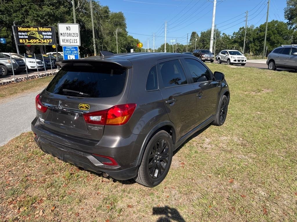 Mitsubishi Outlander Sport ES 2.0 CVT 2019