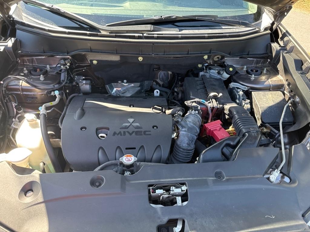 Mitsubishi Outlander Sport ES 2.0 CVT 2019