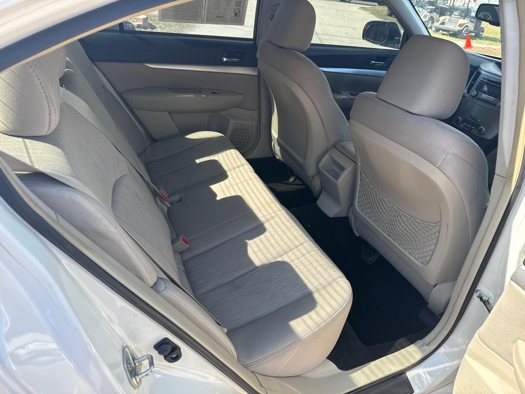 Subaru Legacy 4dr Sdn H4 Auto 2.5i Premium 2013