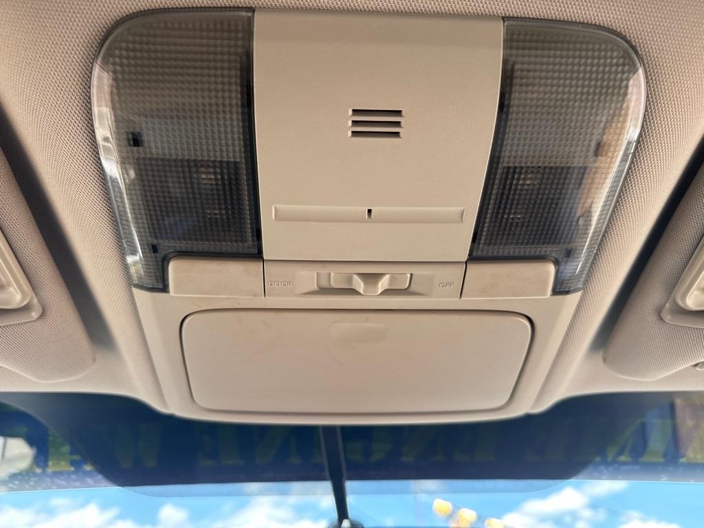 Subaru Legacy 4dr Sdn H4 Auto 2.5i Premium 2013