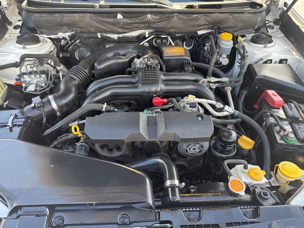 Subaru Legacy 4dr Sdn H4 Auto 2.5i Premium 2013