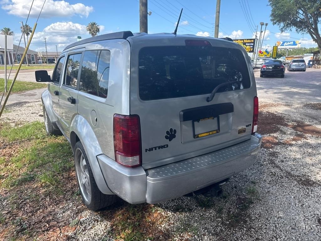 Dodge Nitro 2WD 4dr SXT 2008