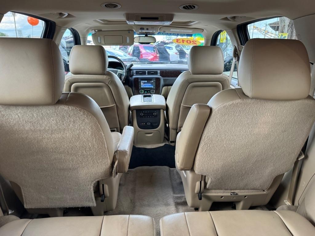 GMC Yukon XL 2WD 4dr 1500 Denali 2013