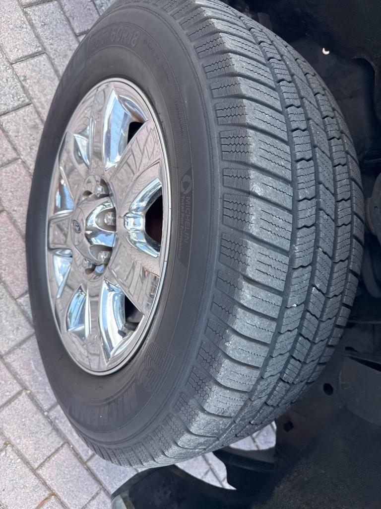 Ford F-150 2WD SuperCrew 145" XL 2014