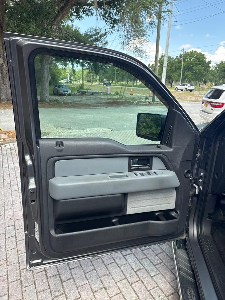 Ford F-150 2WD SuperCrew 145" XL 2014