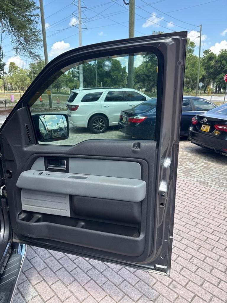 Ford F-150 2WD SuperCrew 145" XL 2014