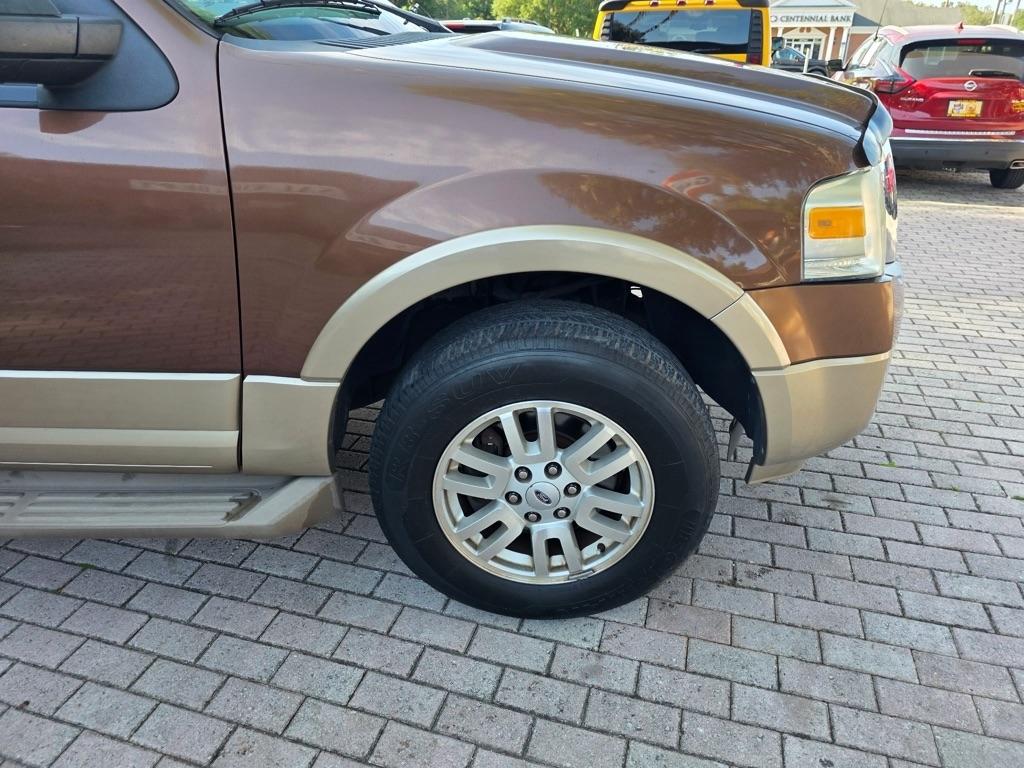 Ford Expedition 2WD 4dr King Ranch 2011