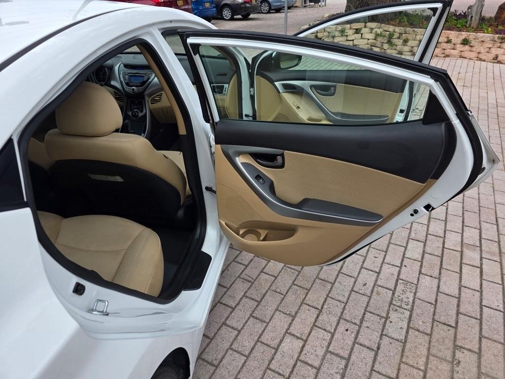 Hyundai Elantra 4dr Sdn Auto GLS (Alabama Plant) *Ltd Avail* 2013