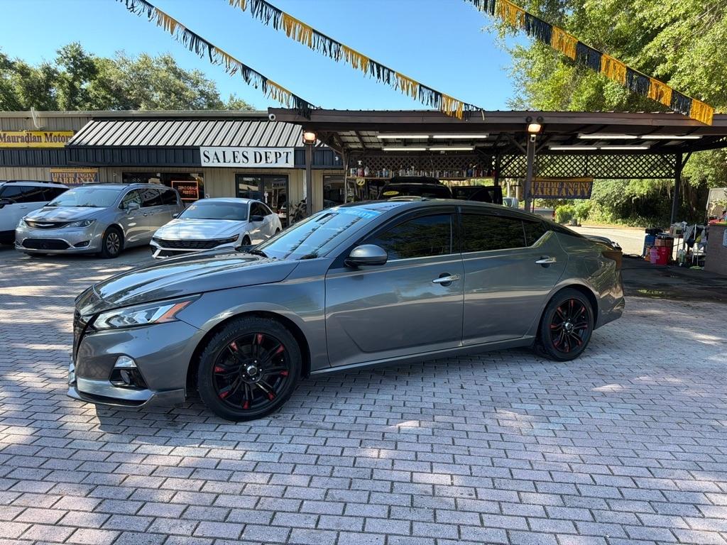 Nissan Altima 2.5 SL Sedan 2020
