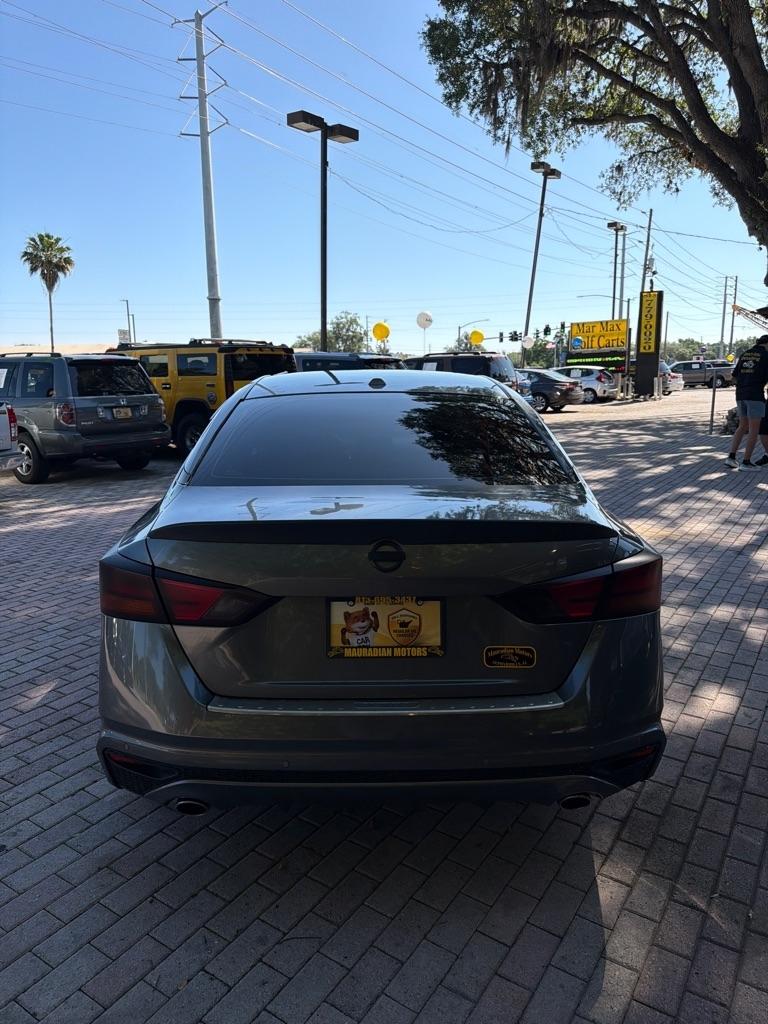 Nissan Altima 2.5 SL Sedan 2020