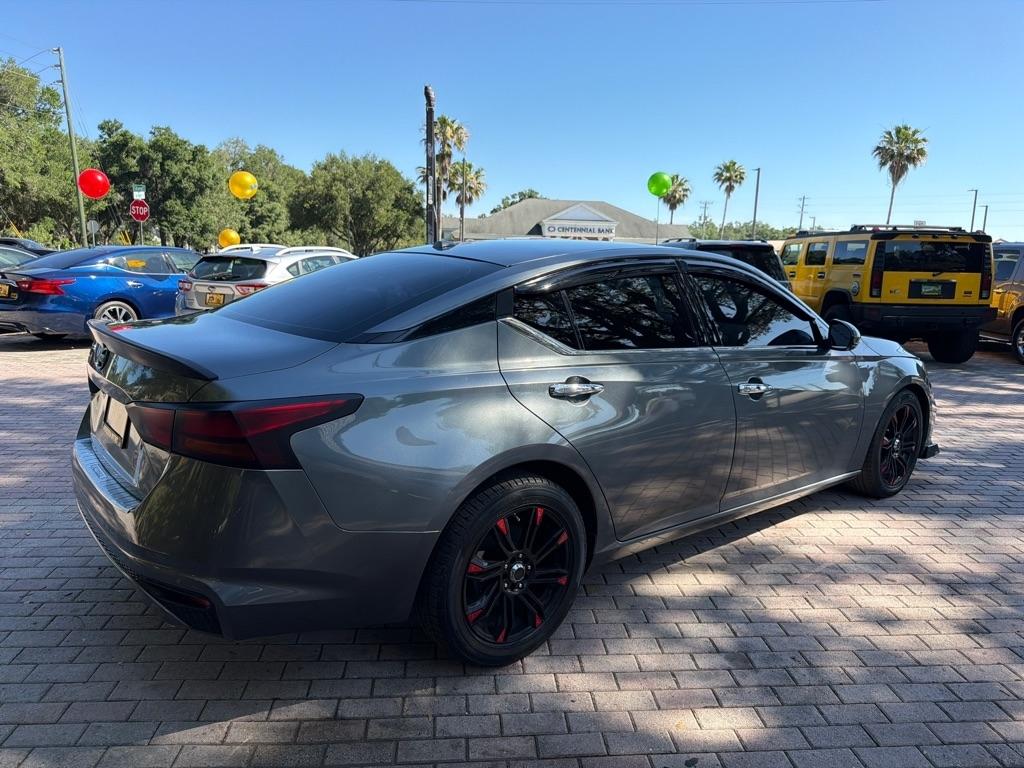 Nissan Altima 2.5 SL Sedan 2020