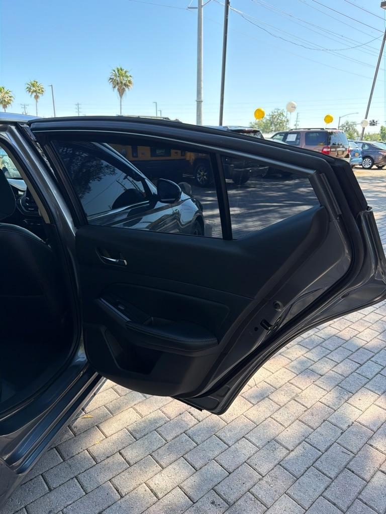 Nissan Altima 2.5 SL Sedan 2020