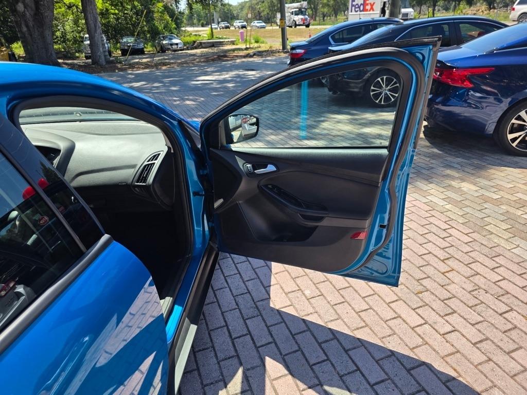 Ford Focus SE Hatch 2017