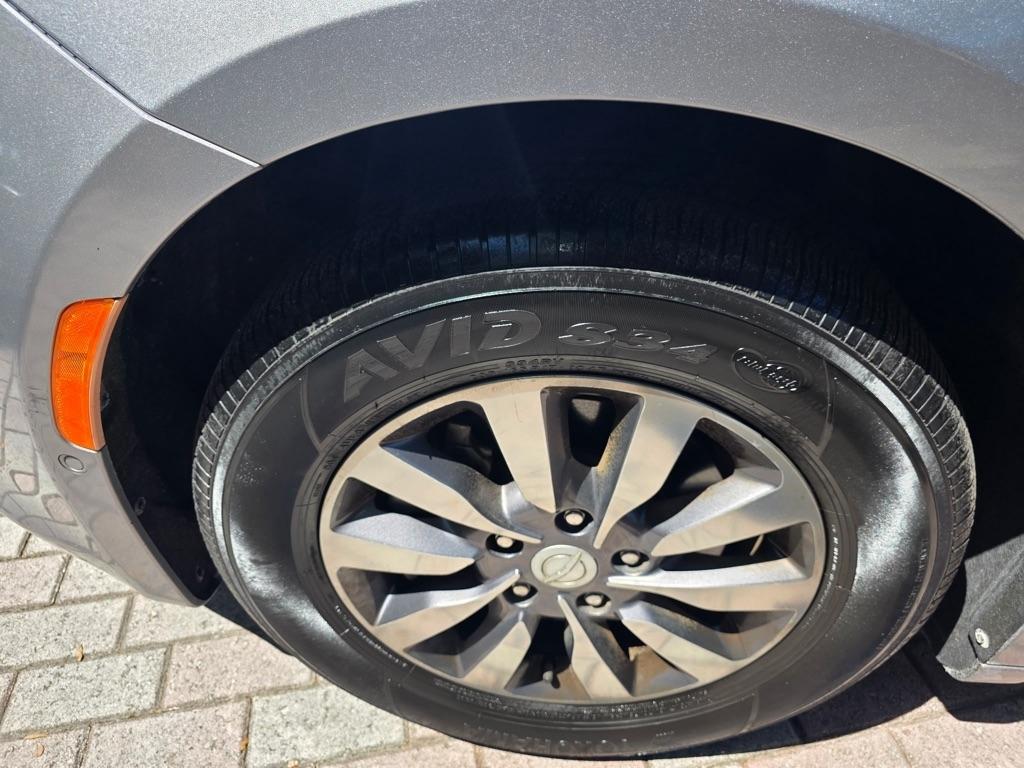 Chrysler Pacifica Touring L Plus FWD 2019