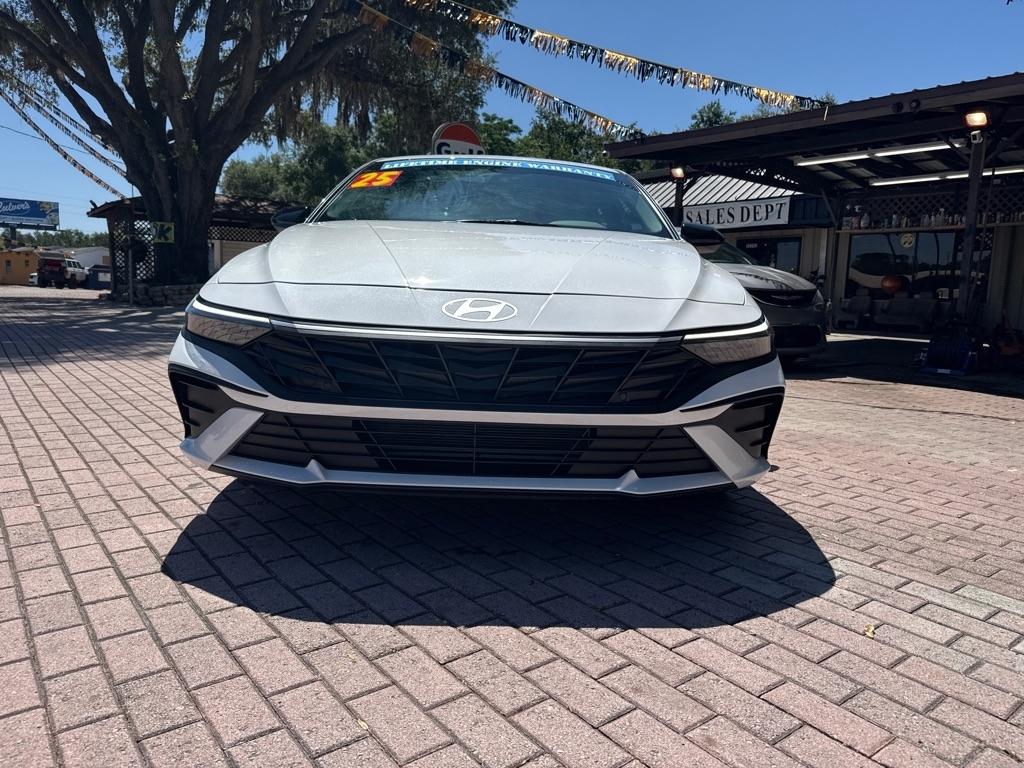 Hyundai Elantra SEL Sport IVT 2025