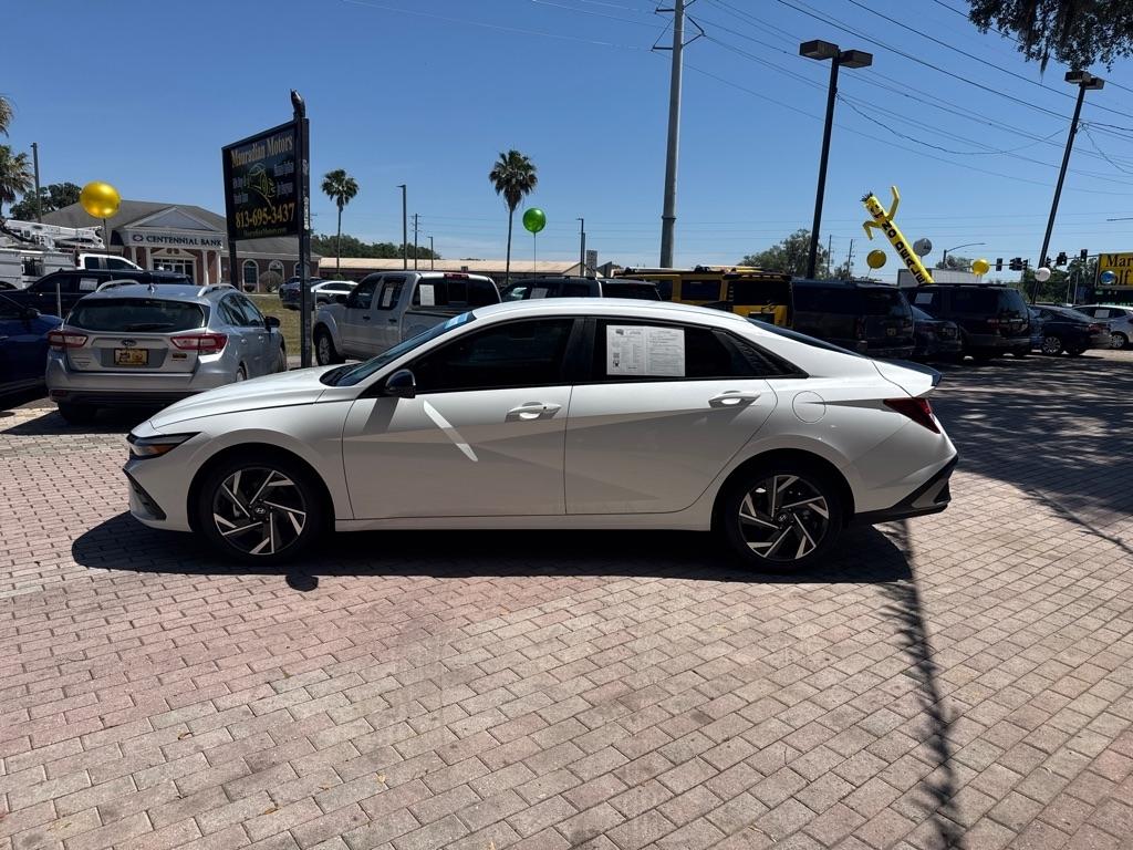 Hyundai Elantra SEL Sport IVT 2025