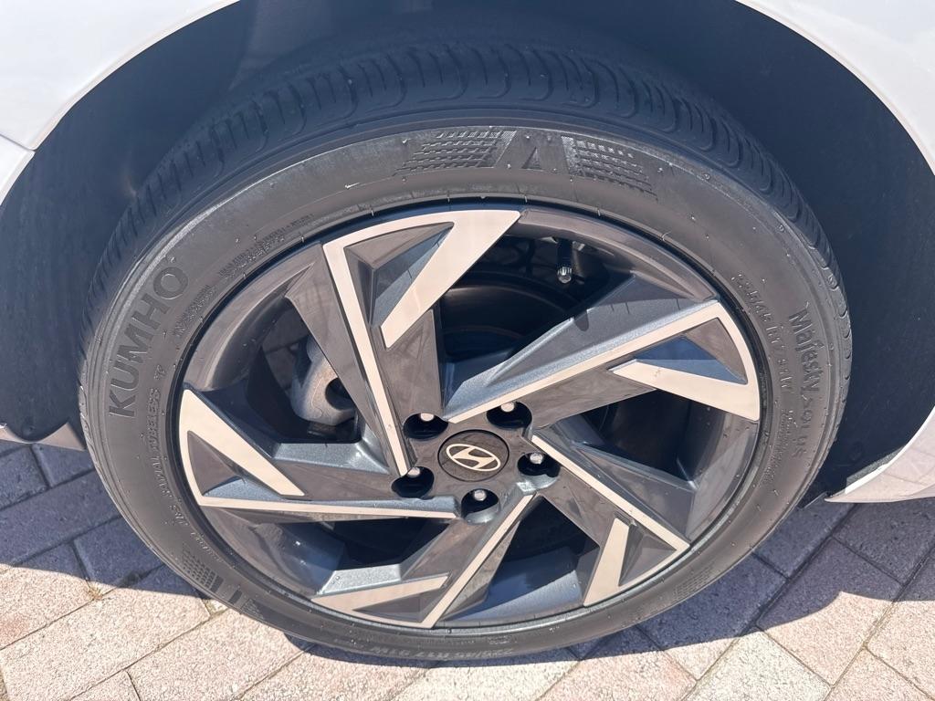 Hyundai Elantra SEL Sport IVT 2025