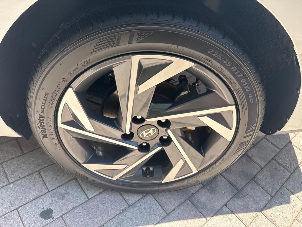 Hyundai Elantra SEL Sport IVT 2025