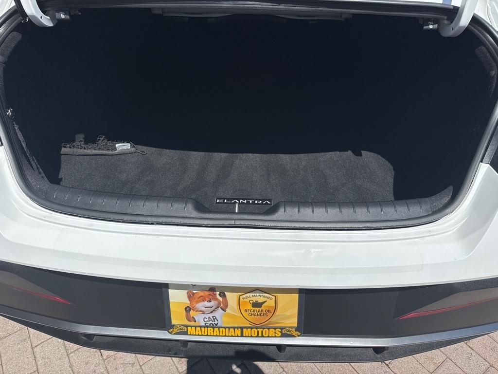 Hyundai Elantra SEL Sport IVT 2025