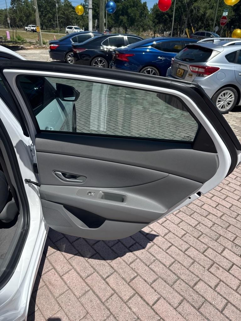 Hyundai Elantra SEL Sport IVT 2025