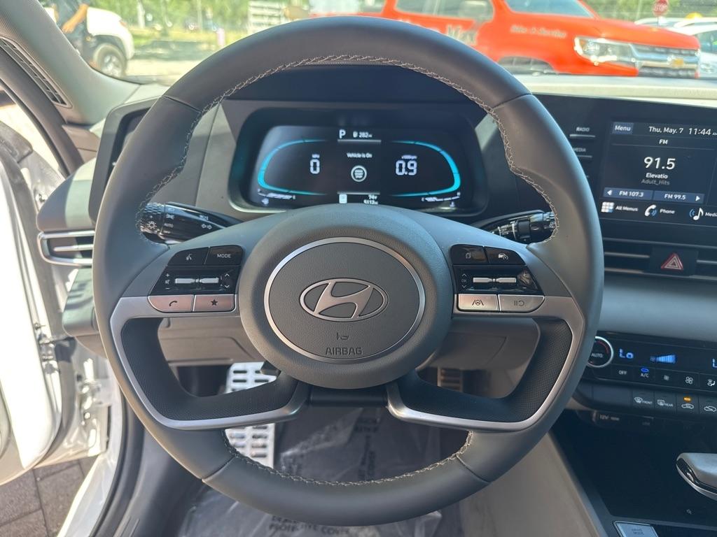 Hyundai Elantra SEL Sport IVT 2025