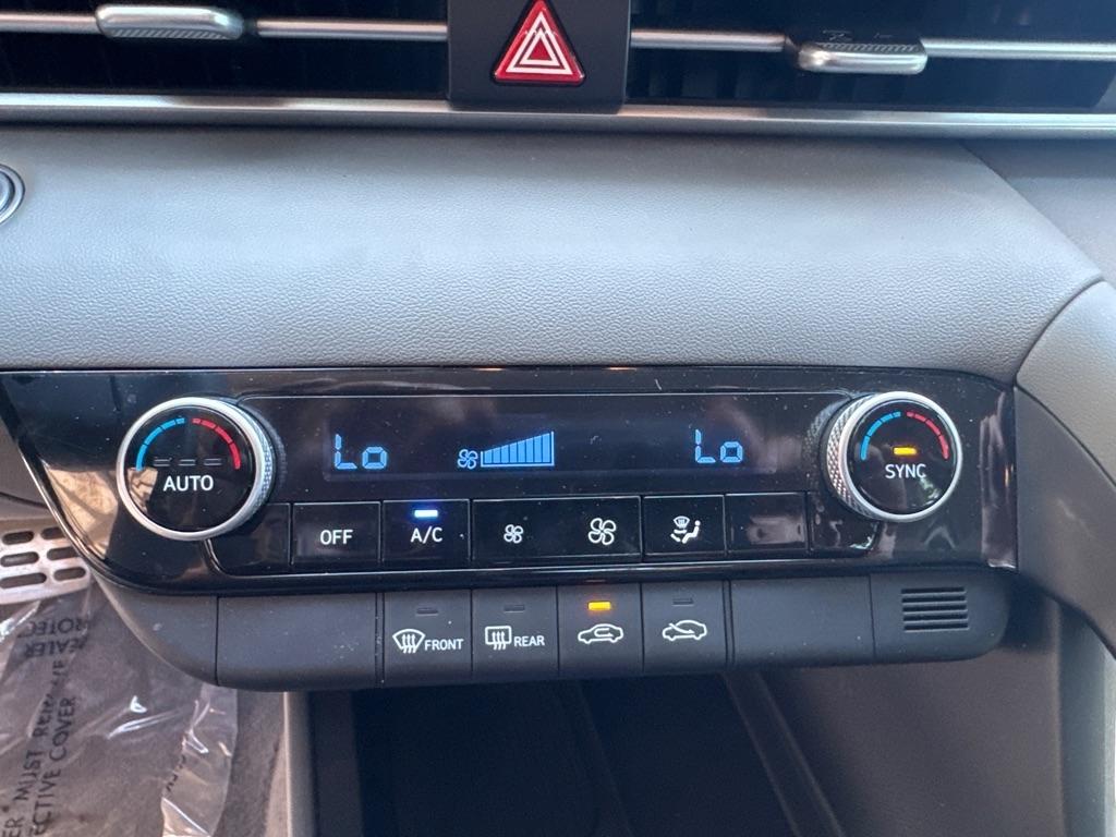 Hyundai Elantra SEL Sport IVT 2025