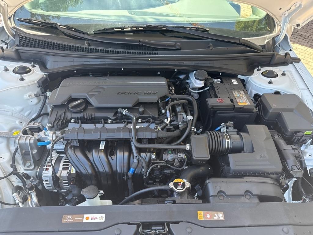 Hyundai Elantra SEL Sport IVT 2025
