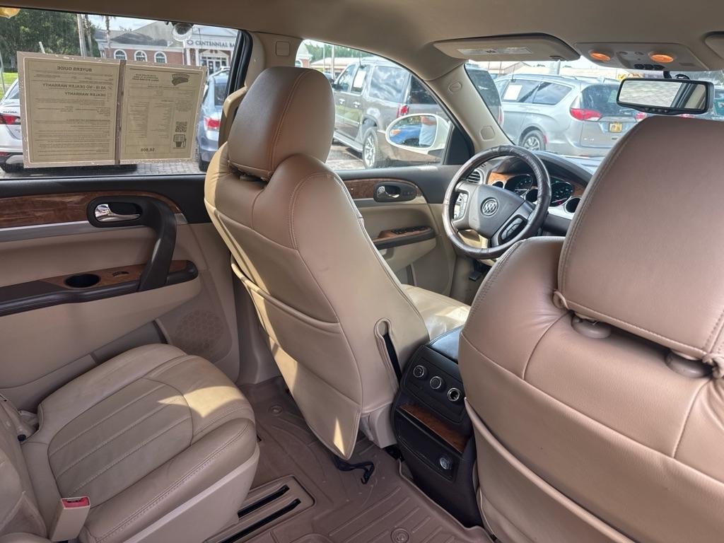 Buick Enclave FWD 4dr Leather 2012