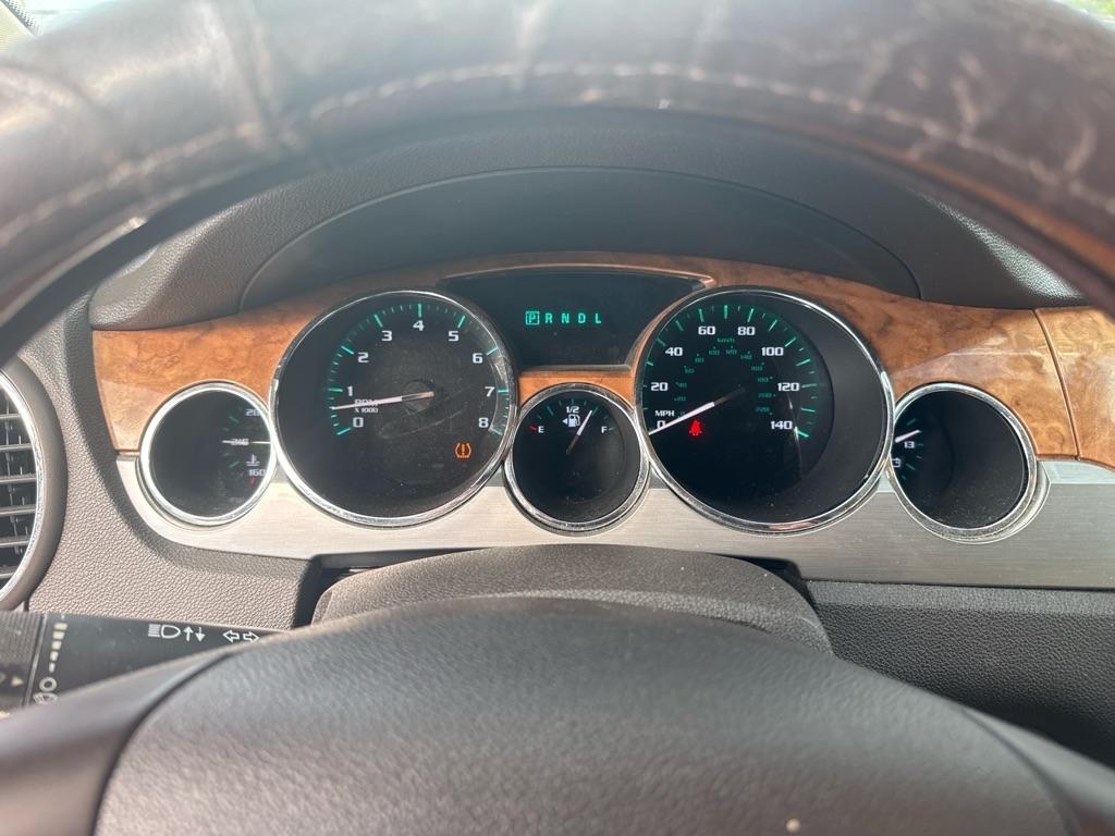 Buick Enclave FWD 4dr Leather 2012