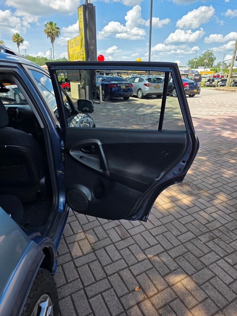 Toyota RAV4 4WD 4dr I4 Sport (Natl) 2012