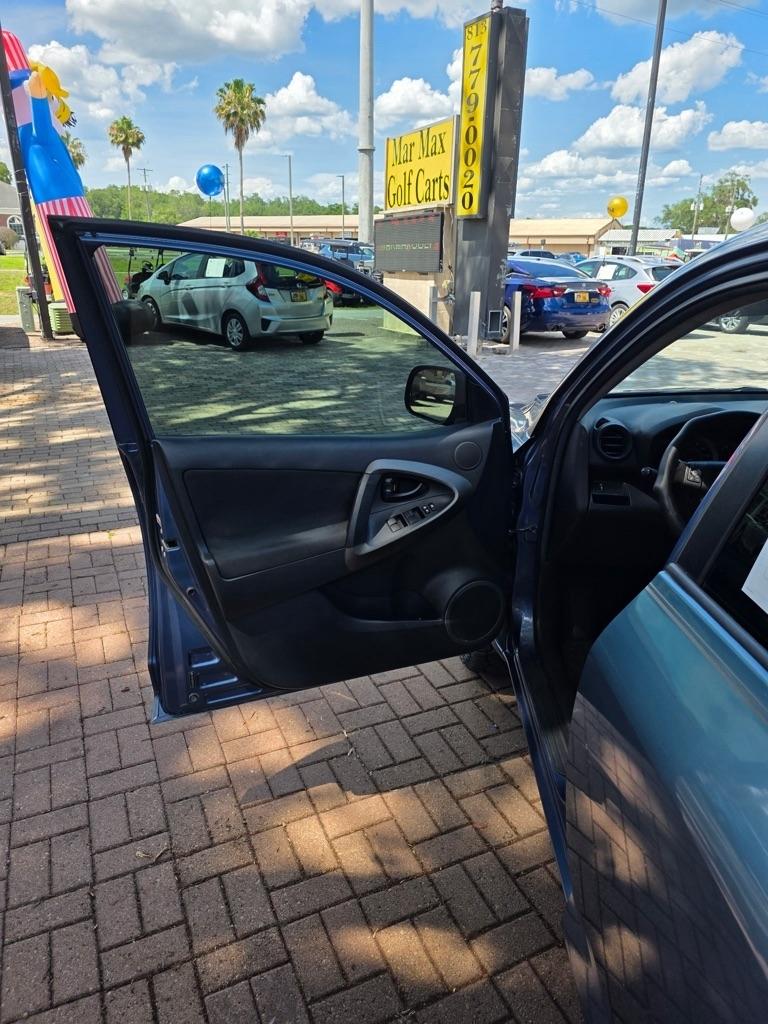 Toyota RAV4 4WD 4dr I4 Sport (Natl) 2012