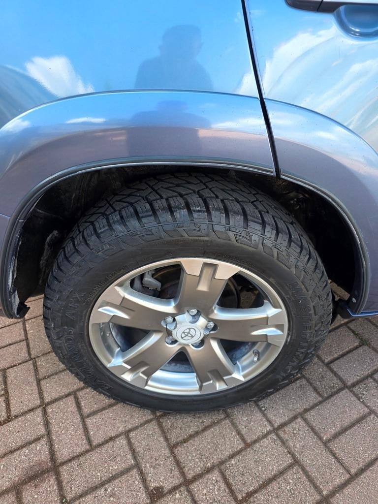 Toyota RAV4 4WD 4dr I4 Sport (Natl) 2012
