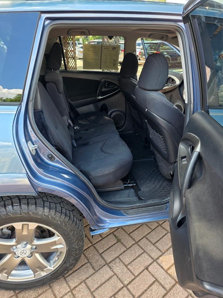 Toyota RAV4 4WD 4dr I4 Sport (Natl) 2012