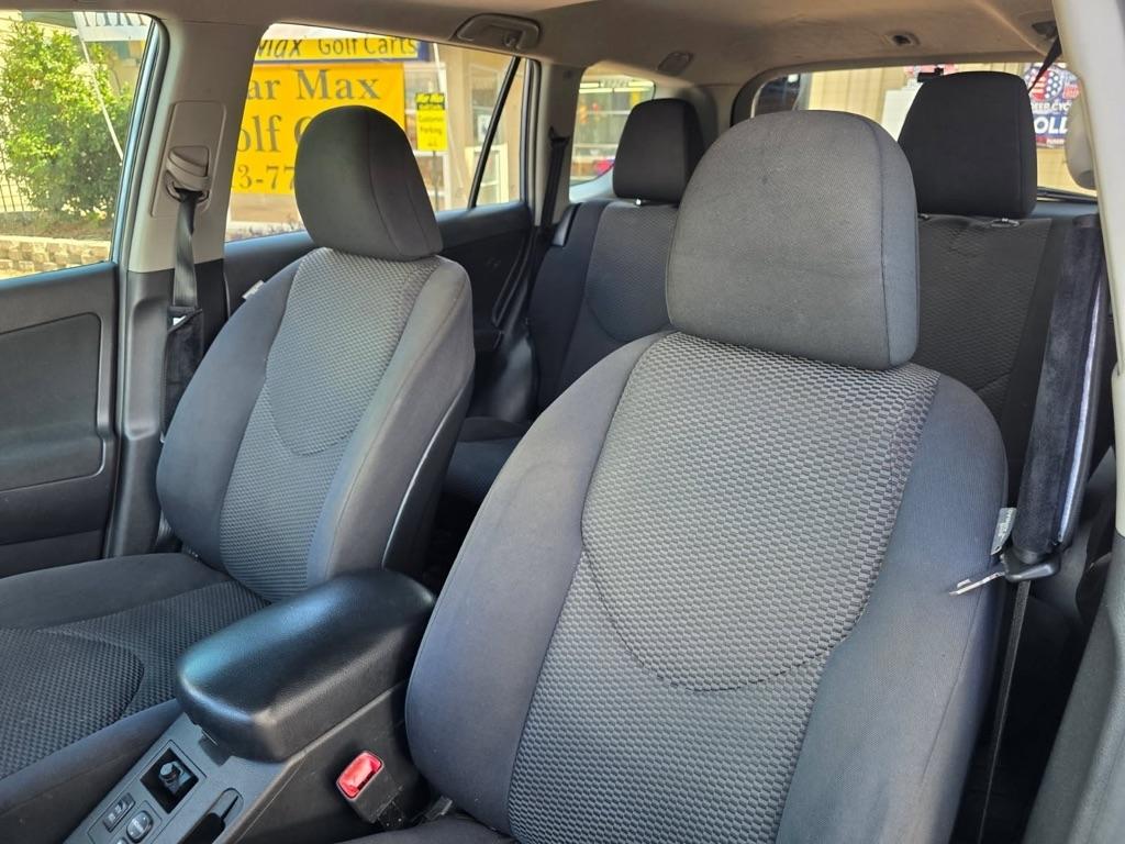 Toyota RAV4 4WD 4dr I4 Sport (Natl) 2012
