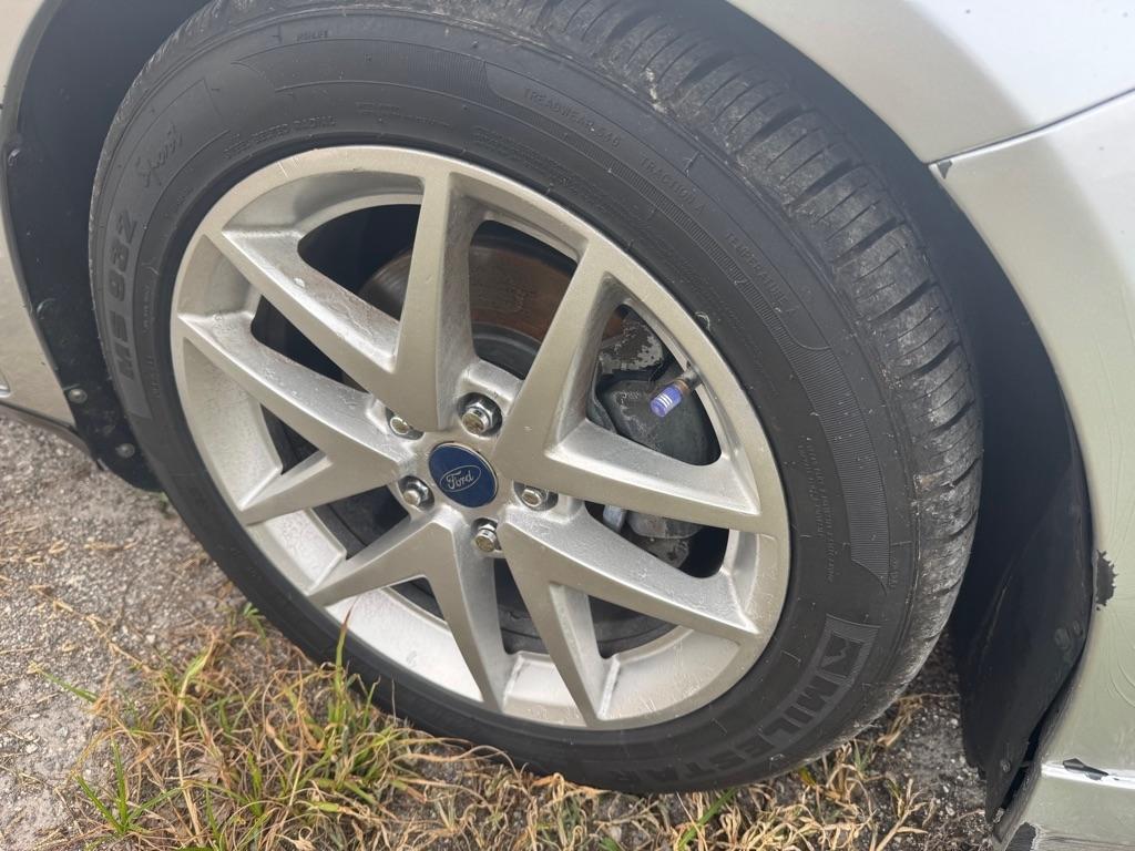 Ford Fusion 4dr Sdn SEL FWD 2012