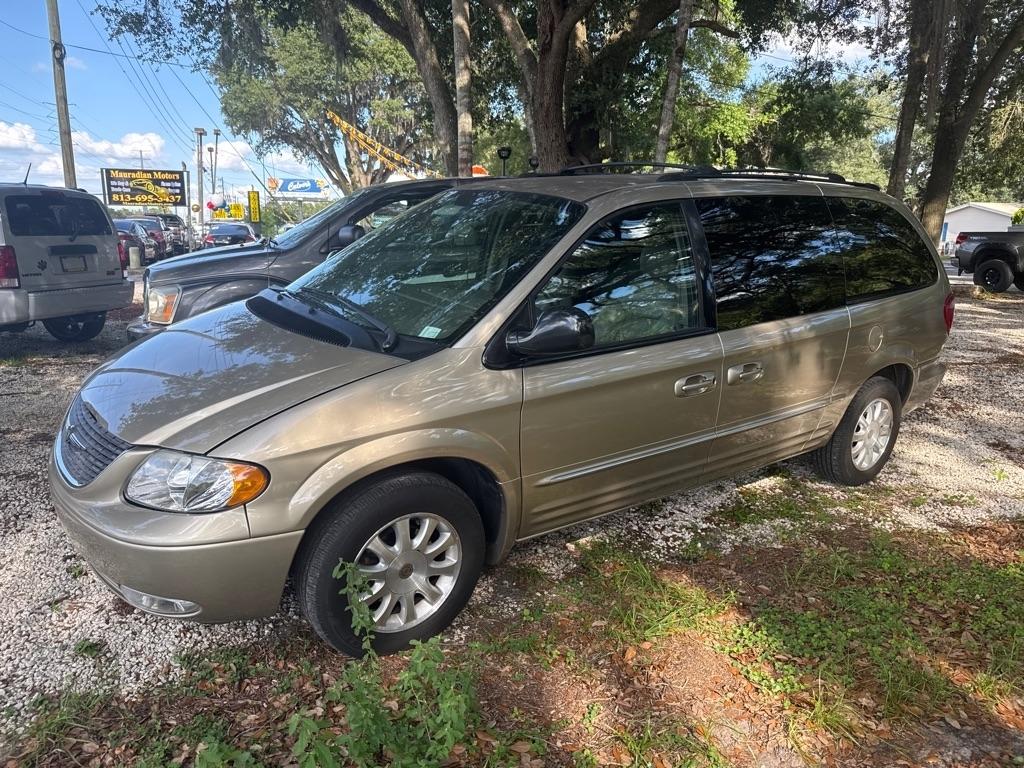 Chrysler Town & Country 4dr LXi FWD 2003