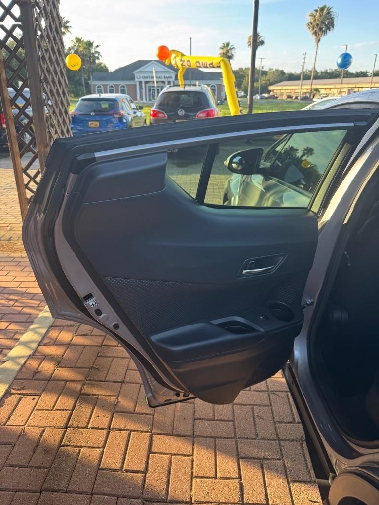 Toyota C-HR Limited FWD (Natl) 2019