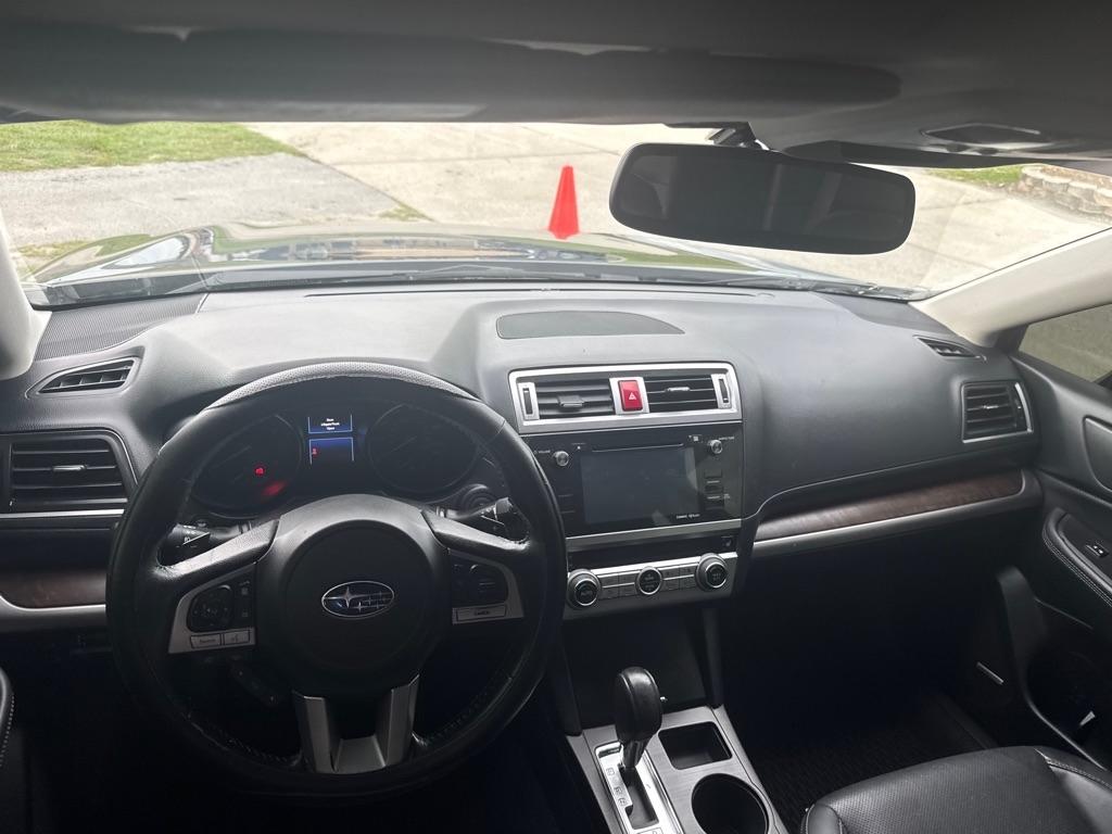 Subaru Outback 4dr Wgn 2.5i Limited 2015