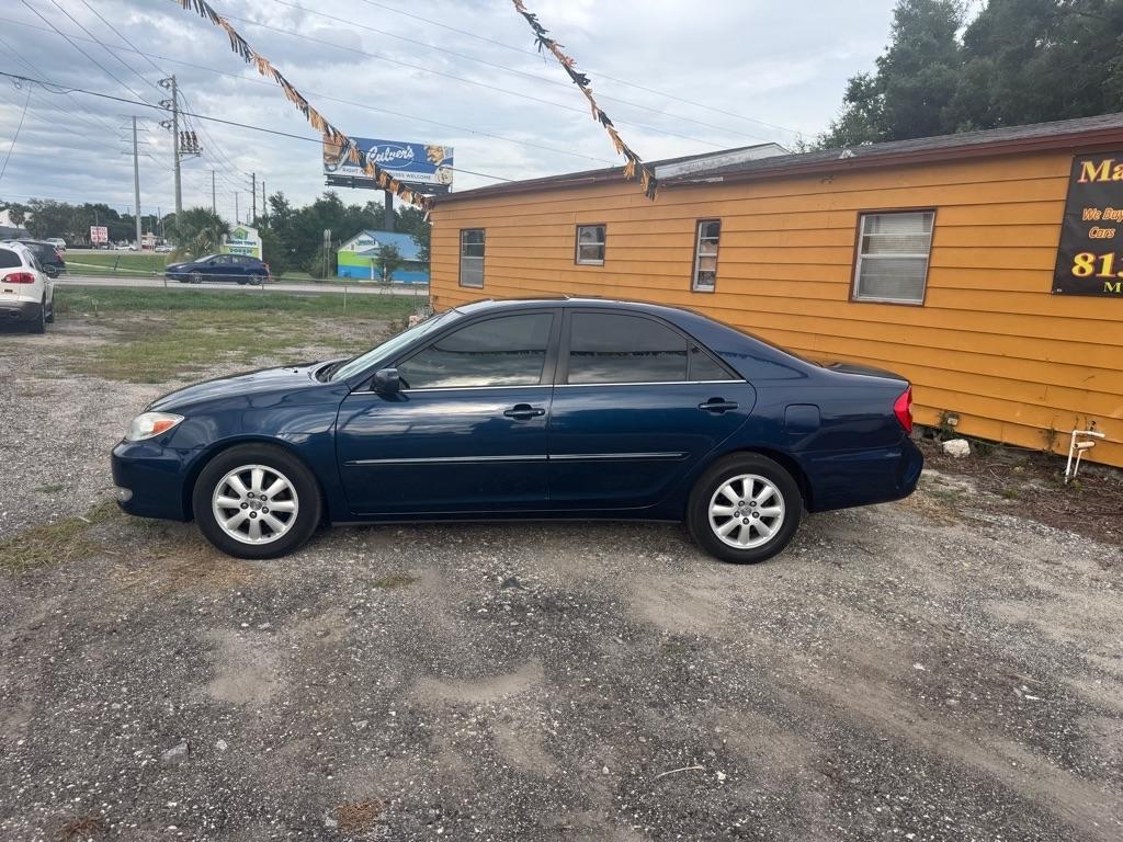 Toyota Camry 4dr Sdn XLE V6 Auto (Natl) 2004