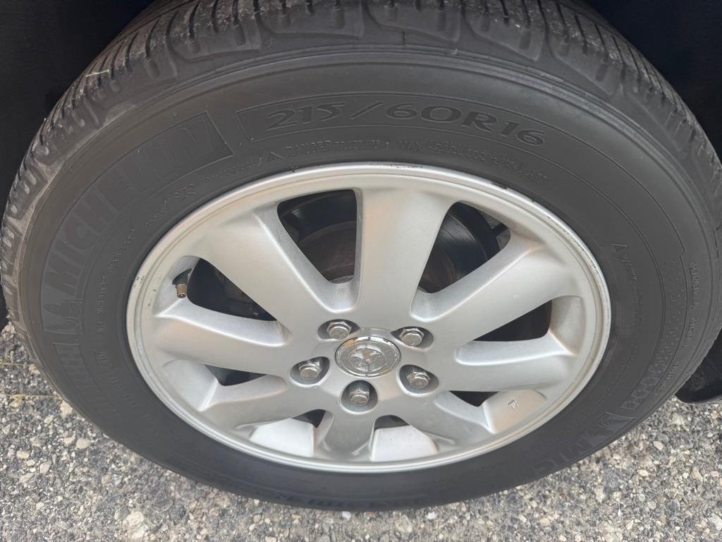 Toyota Camry 4dr Sdn XLE V6 Auto (Natl) 2004