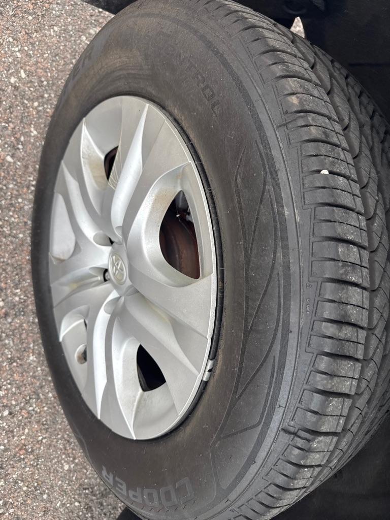 Toyota RAV4 FWD 4dr LE (Natl) 2014