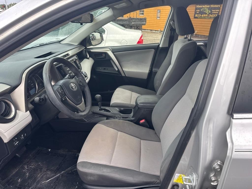 Toyota RAV4 FWD 4dr LE (Natl) 2014
