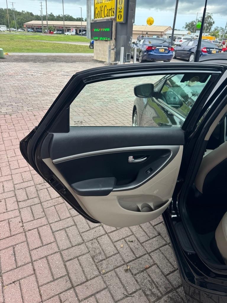 Hyundai Elantra GT 5dr HB Auto 2013