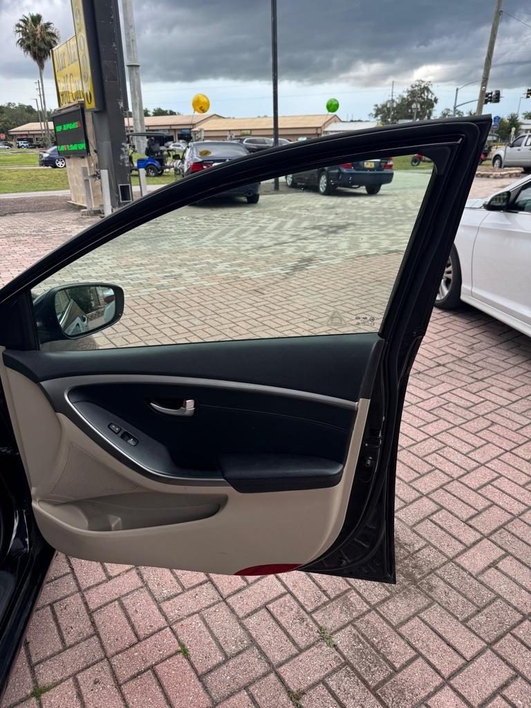 Hyundai Elantra GT 5dr HB Auto 2013