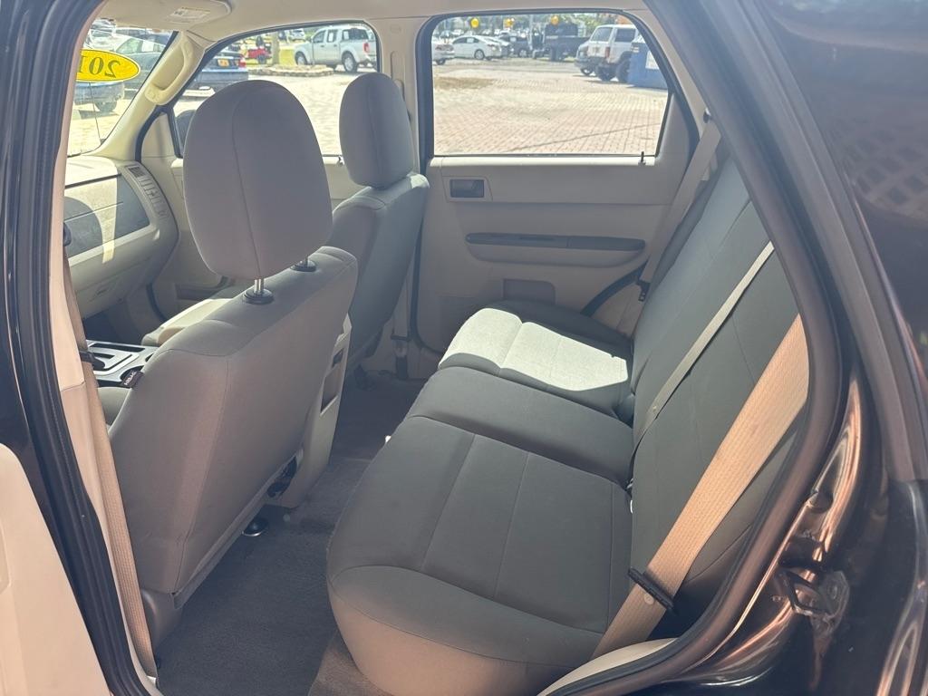 Ford Escape FWD 4dr XLS 2011